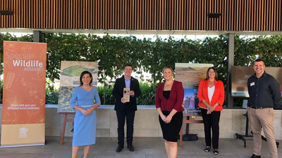 Leanne Enoch Queensland Minister for the Environment Rob Murphy Tammy Meers Judith Harrison and Darryl Lyons.