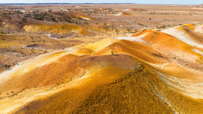 Orange and white ochre formations.