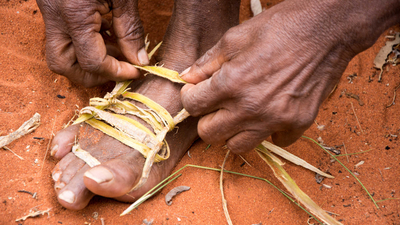 Traditional shoe weaving demonstration. Photo Annette Ruzicka.