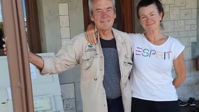 Volunteers Rex George and Gail Holt.