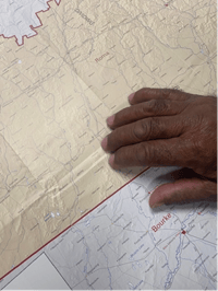 Phillip Eulo pointing out Budjiti boundaries.
