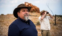 Bruce Hammond (and Graeme Finlayson in the background) at Evelyn Downs.